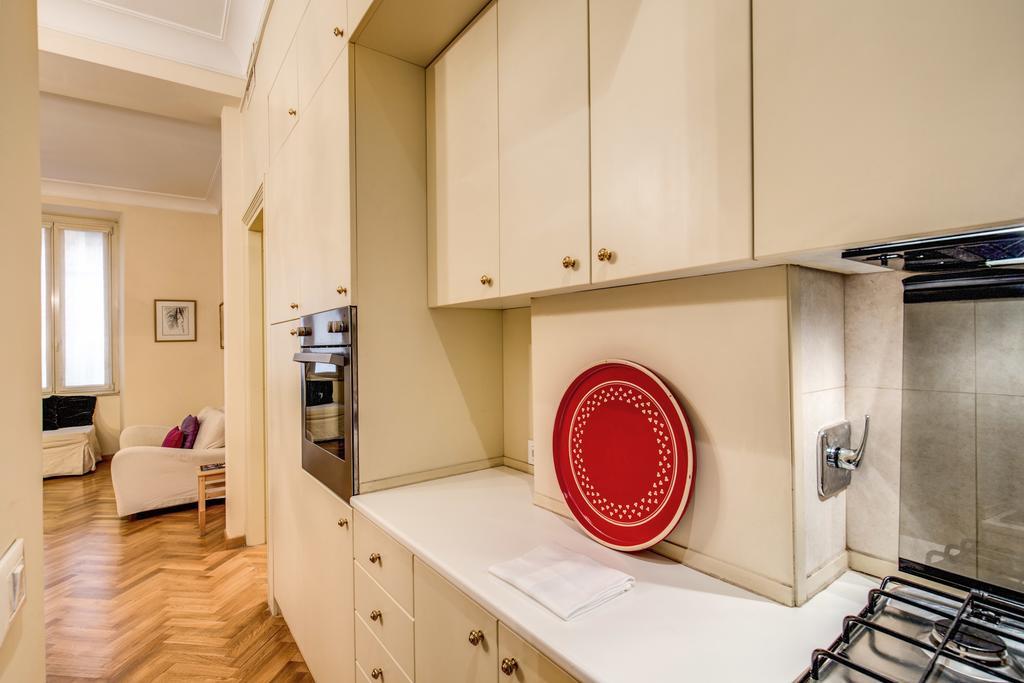 Boschetto Apartment Рим Екстериор снимка