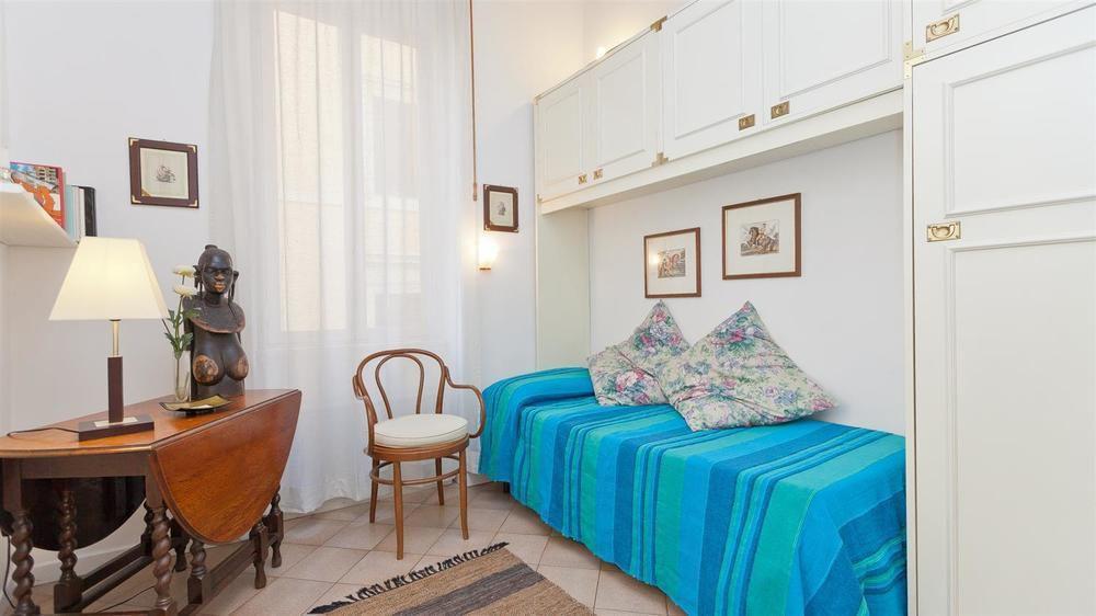 Boschetto Apartment Рим Екстериор снимка