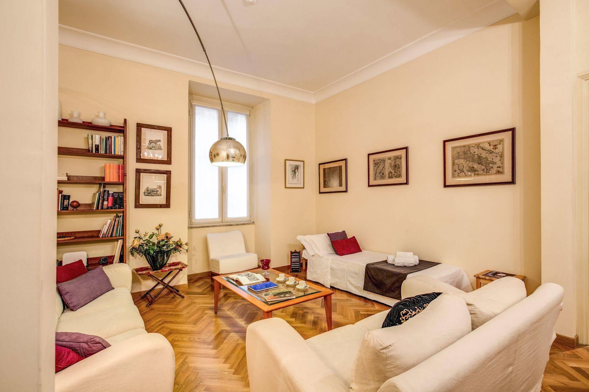 Boschetto Apartment Рим Екстериор снимка