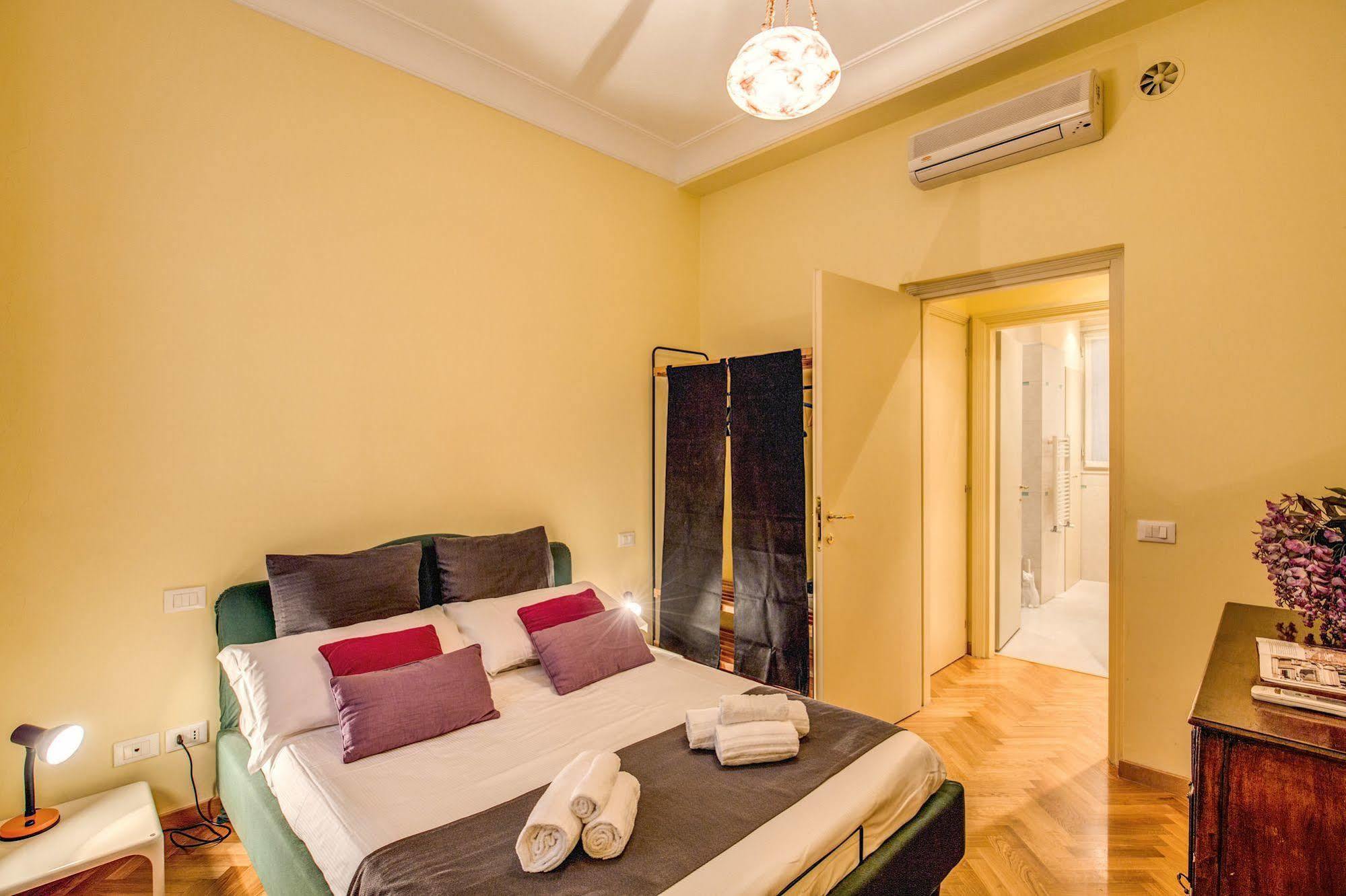 Boschetto Apartment Рим Екстериор снимка