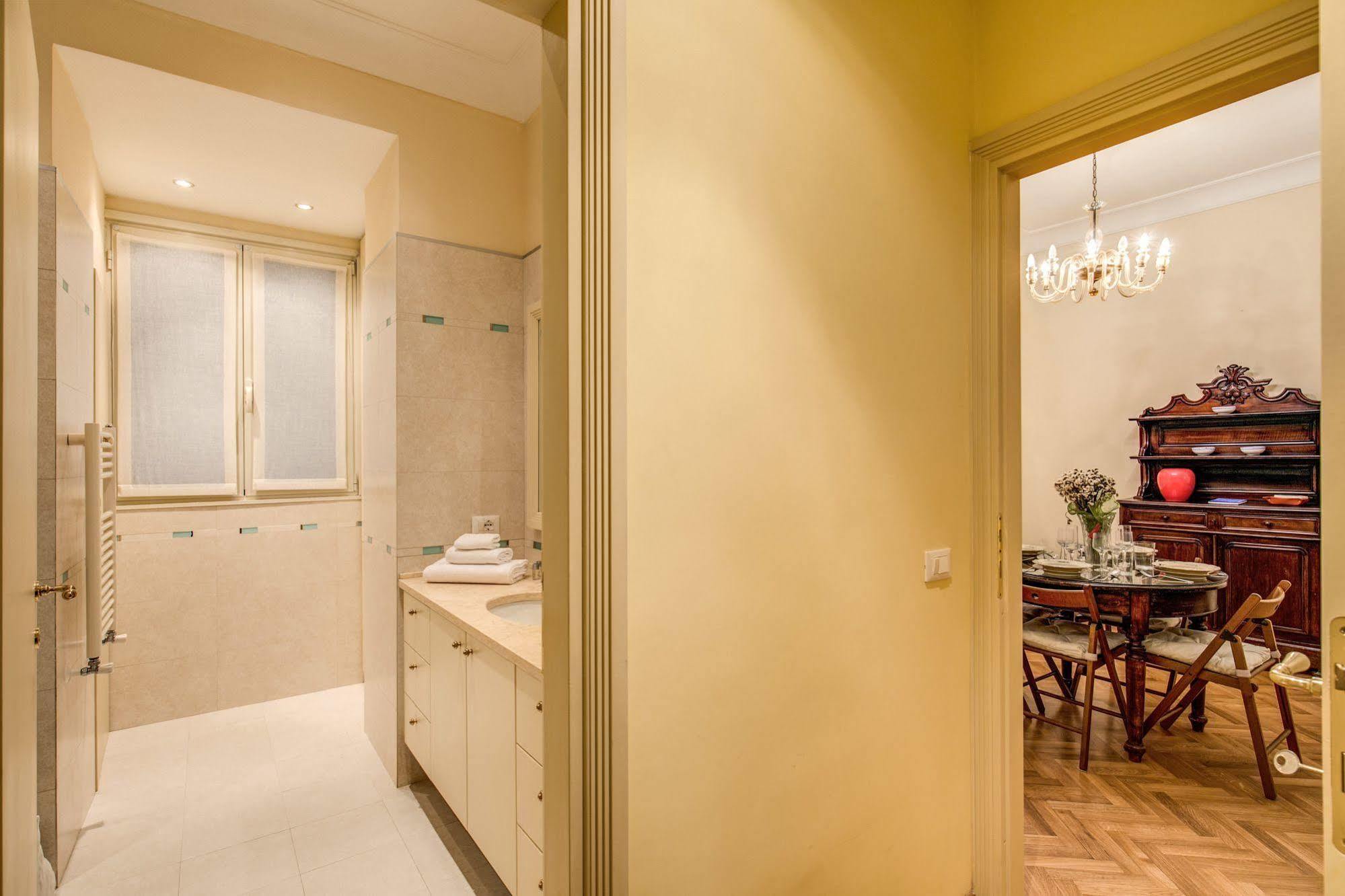 Boschetto Apartment Рим Екстериор снимка