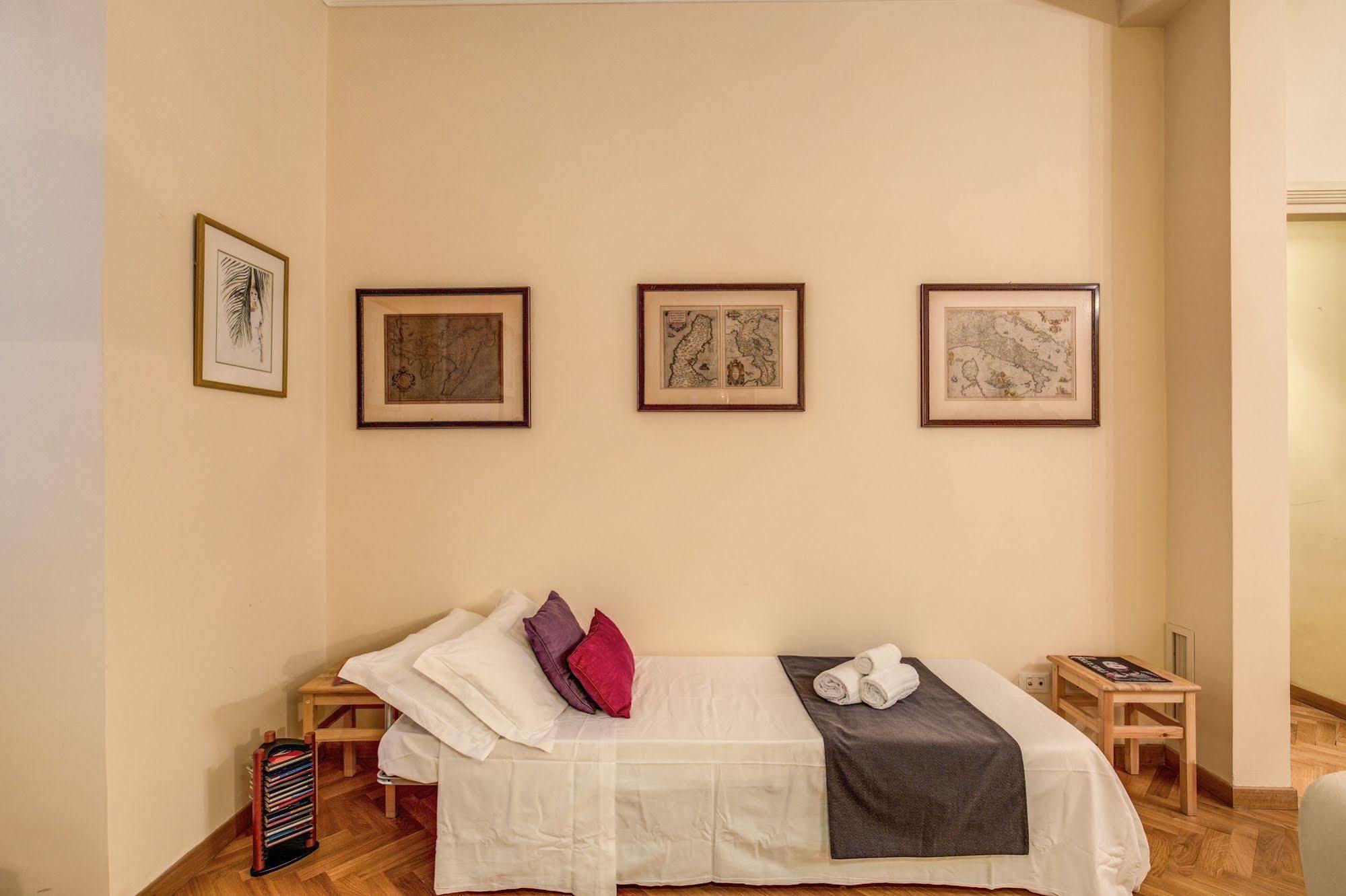 Boschetto Apartment Рим Екстериор снимка