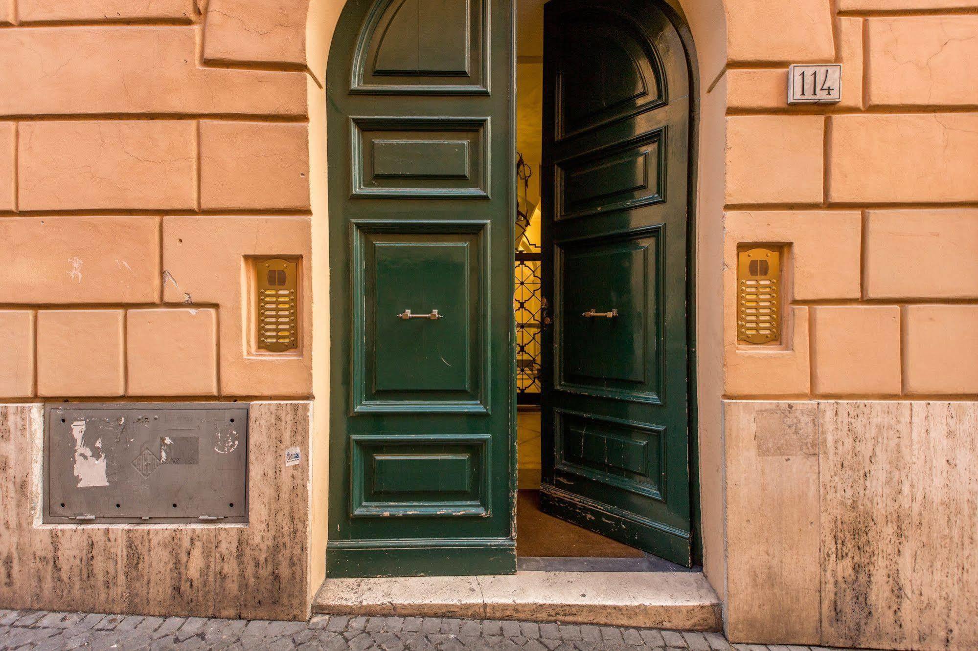 Boschetto Apartment Рим Екстериор снимка