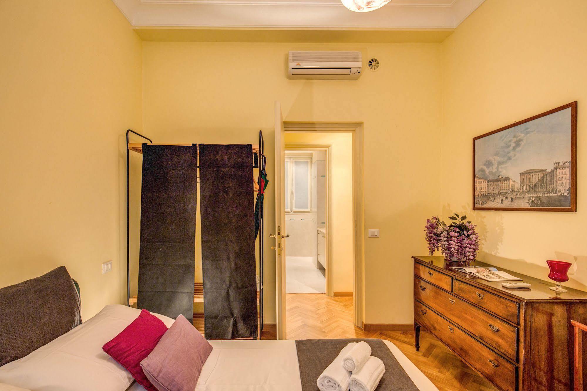 Boschetto Apartment Рим Екстериор снимка